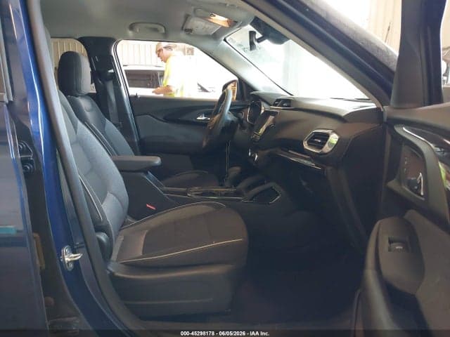 2023 CHEVROLET TRAILBLAZER AWD LT 5