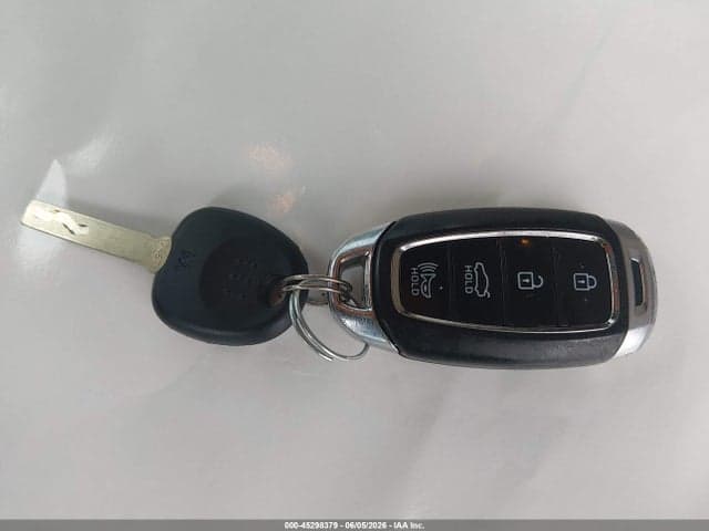 2020 HYUNDAI ACCENT LIMITED 11