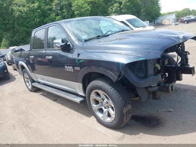 2017 RAM 1500 LARAMIE 4X4 5'7 BOX