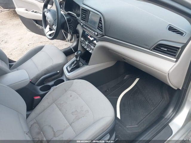 2020 HYUNDAI ELANTRA SEL 5