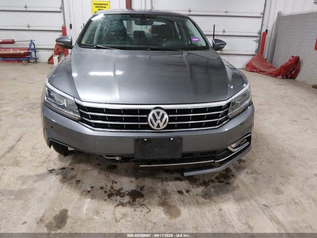 2018 VOLKSWAGEN PASSAT 2.0T SE 18