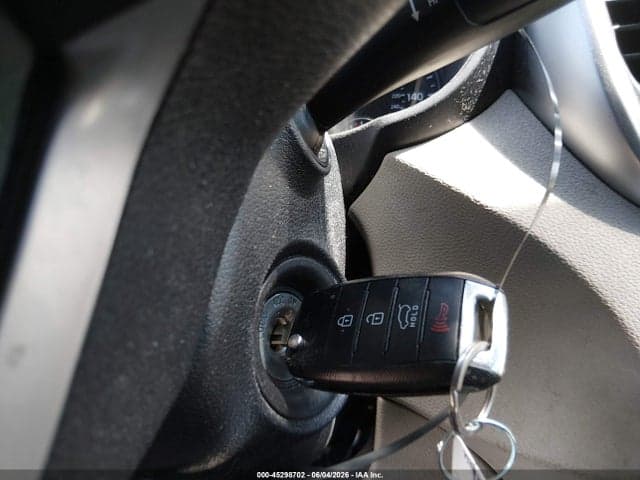 2017 KIA SORENTO 2.4L LX 11