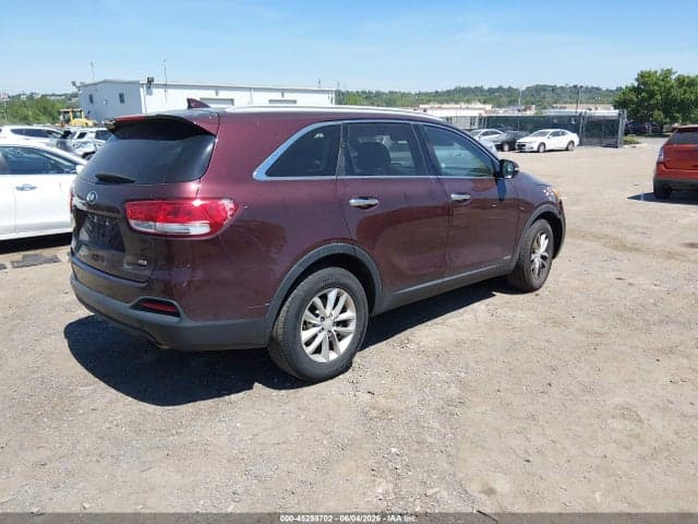 2017 KIA SORENTO 2.4L LX 4