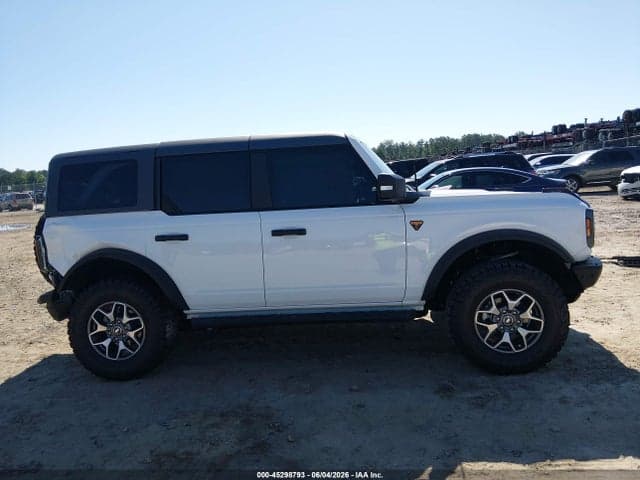2024 FORD BRONCO BADLANDS 13