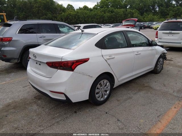 2021 HYUNDAI ACCENT SE 4