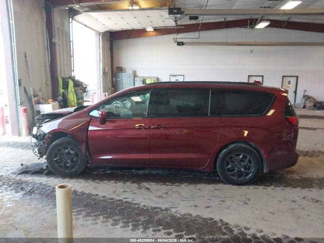 2018 CHRYSLER PACIFICA TOURING L 14