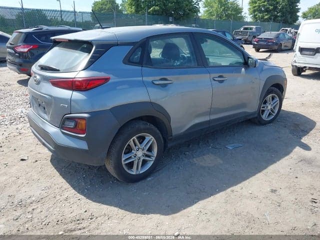 2020 HYUNDAI KONA SE 4