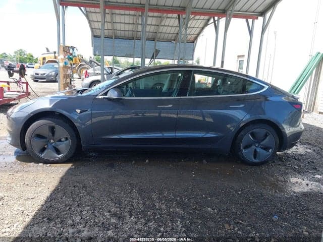 2018 TESLA MODEL 3 LONG RANGE/MID RANGE 15