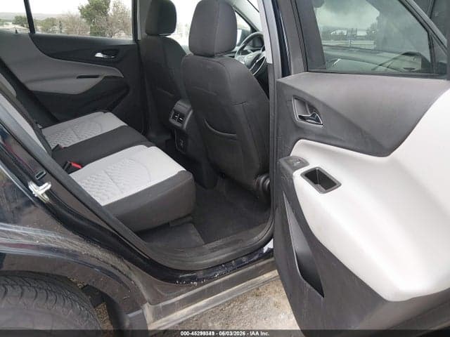 2020 CHEVROLET EQUINOX AWD LS 8