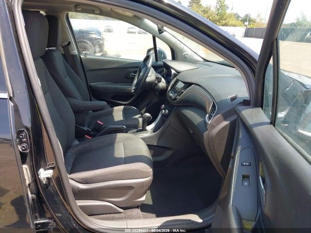 2019 CHEVROLET TRAX LT 5