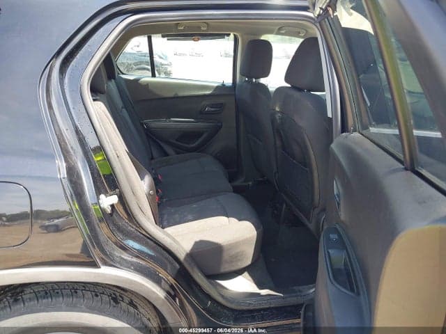 2019 CHEVROLET TRAX LT 8