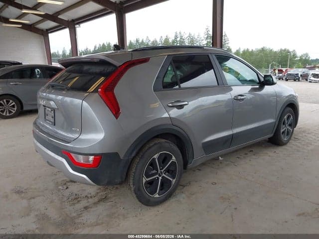 2025 KIA NIRO PLUG-IN HYBRID EX 4
