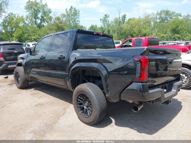2025 TOYOTA TACOMA SR5 3