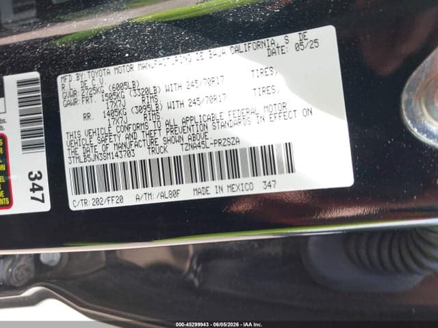2025 TOYOTA TACOMA SR5 9