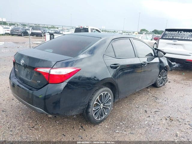 2017 TOYOTA COROLLA LE 4