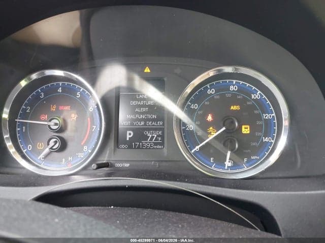 2017 TOYOTA COROLLA LE 7