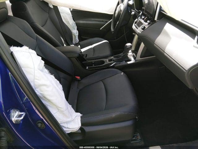 2025 TOYOTA COROLLA CROSS XLE 5