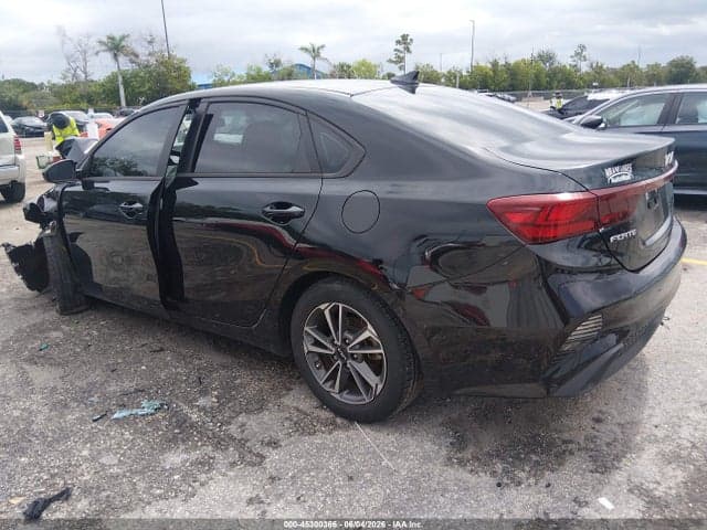 2023 KIA FORTE LXS 3