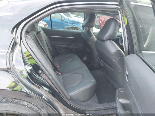 2023 TOYOTA CAMRY XSE AWD 8