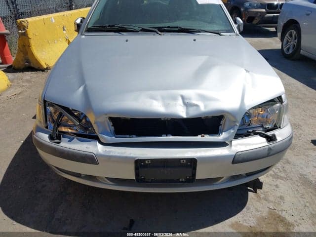 2002 VOLVO V40 A 6