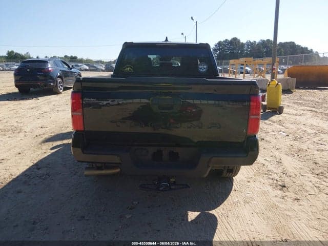 2024 TOYOTA TACOMA SR5 16