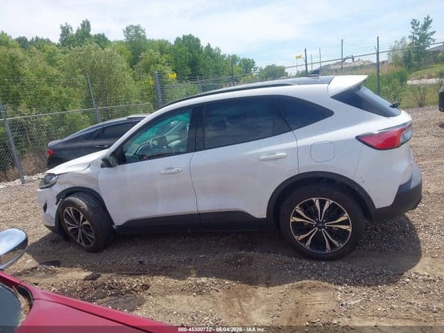 2022 FORD ESCAPE SE 14