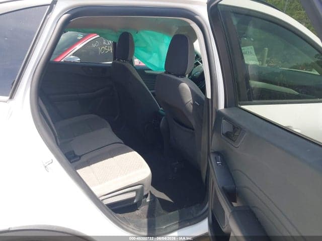 2022 FORD ESCAPE SE 8