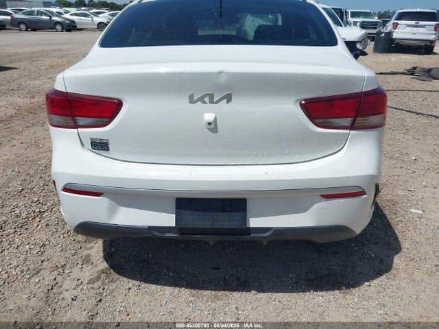 2022 KIA RIO S 16