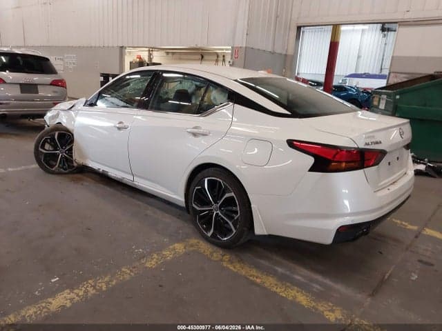 2025 NISSAN ALTIMA SR FWD 3