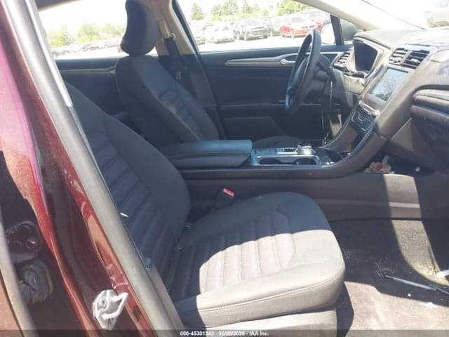 2017 FORD FUSION SE 5