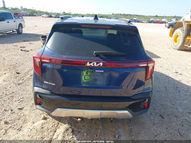 2025 KIA SELTOS EX 17