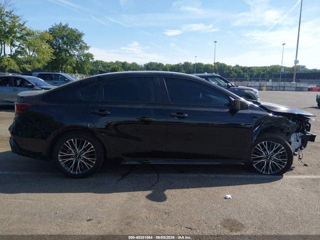 2022 KIA FORTE GT-LINE 12