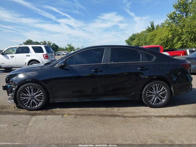 2022 KIA FORTE GT-LINE 13