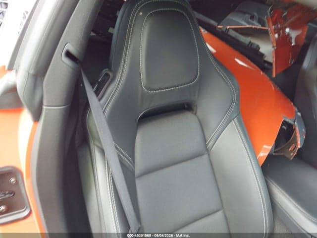 2019 CHEVROLET CORVETTE STINGRAY 8