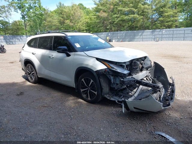 2021 TOYOTA HIGHLANDER XSE - 1