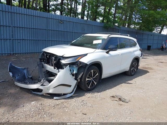 2021 TOYOTA HIGHLANDER XSE 2