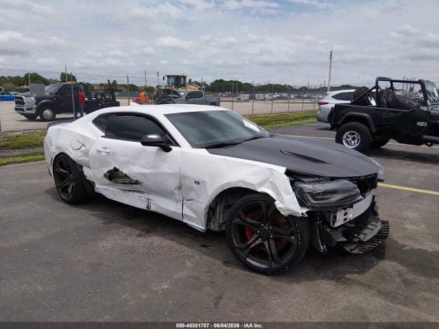 2018 CHEVROLET CAMARO 1SS 6