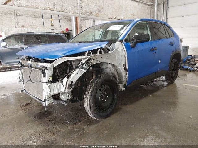 2024 TOYOTA RAV4 LE 2