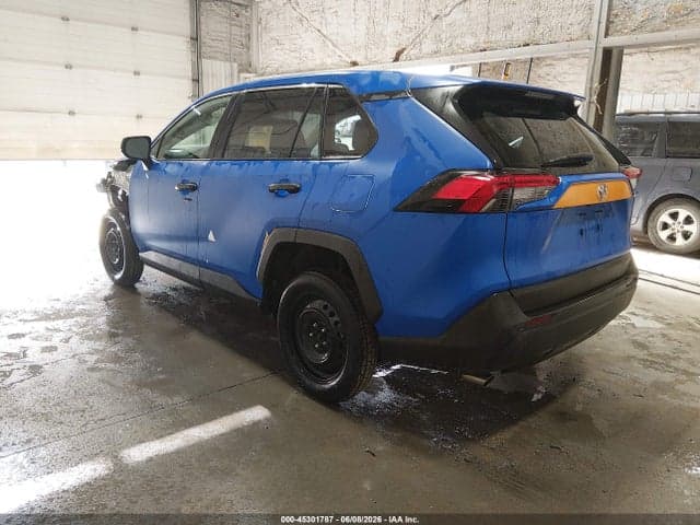 2024 TOYOTA RAV4 LE 3