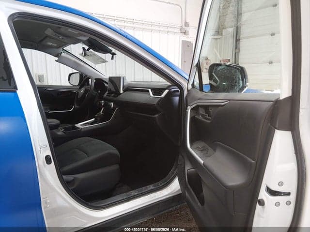 2024 TOYOTA RAV4 LE 5