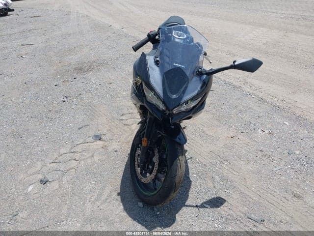 2025 KAWASAKI EX650 R 5