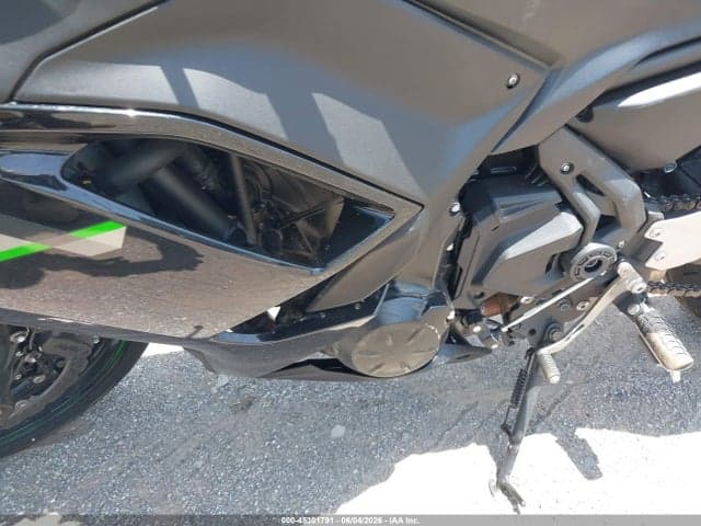 2025 KAWASAKI EX650 R 9
