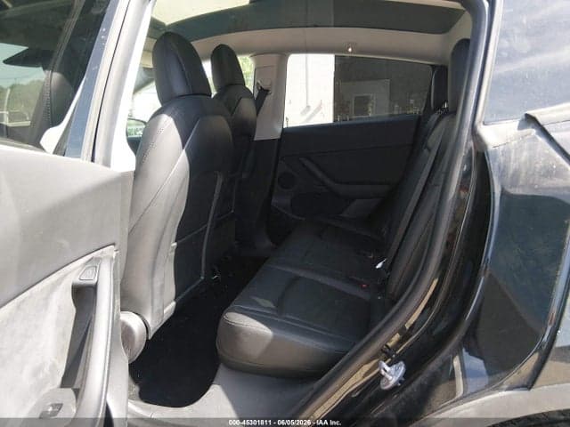 2021 TESLA MODEL Y LONG RANGE DUAL MOTOR ALL-WHEEL DRIVE 8