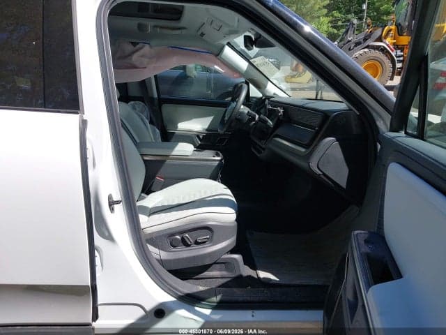 2024 RIVIAN R1S ADVENTURE QUAD MOTOR LARGE PACK 5
