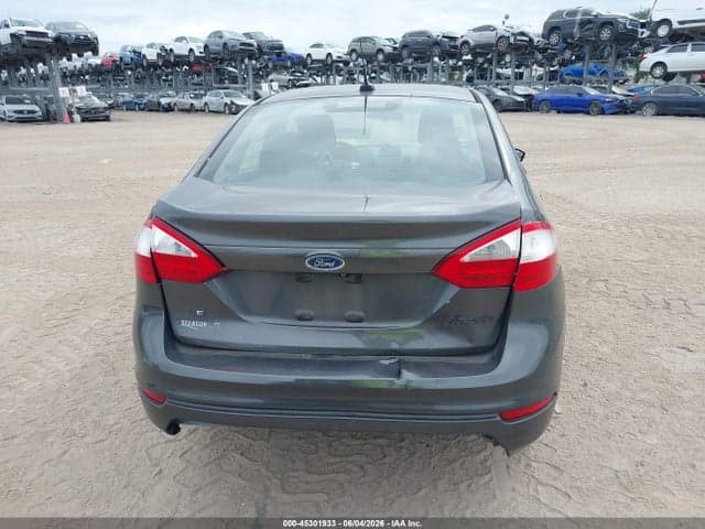 2018 FORD FIESTA SE 17