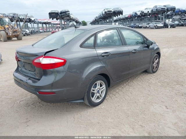 2018 FORD FIESTA SE 4