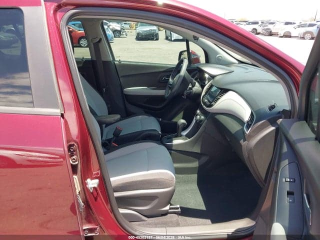 2017 CHEVROLET TRAX LS 5