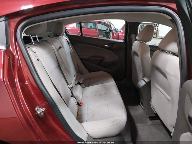2018 CHEVROLET CRUZE LT AUTO 8