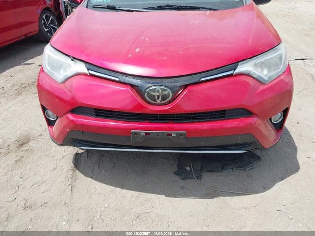 2017 TOYOTA RAV4 XLE 12