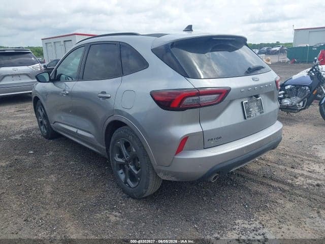 2023 FORD ESCAPE ST-LINE 3